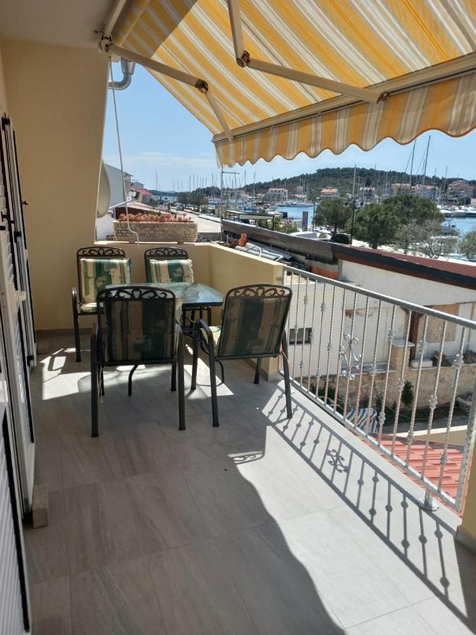 Apartman Rebeka 제제라 외부 사진